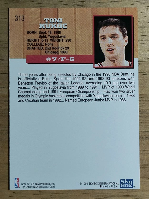 1993-94 Hoops #313 Toni Kukoc RC (NM)