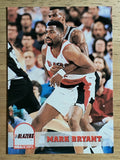 1993-94 Hoops #395 Mark Bryant