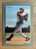 2005 Topps Turkey Red #120A Vladimir Guerrero w/Bat SP