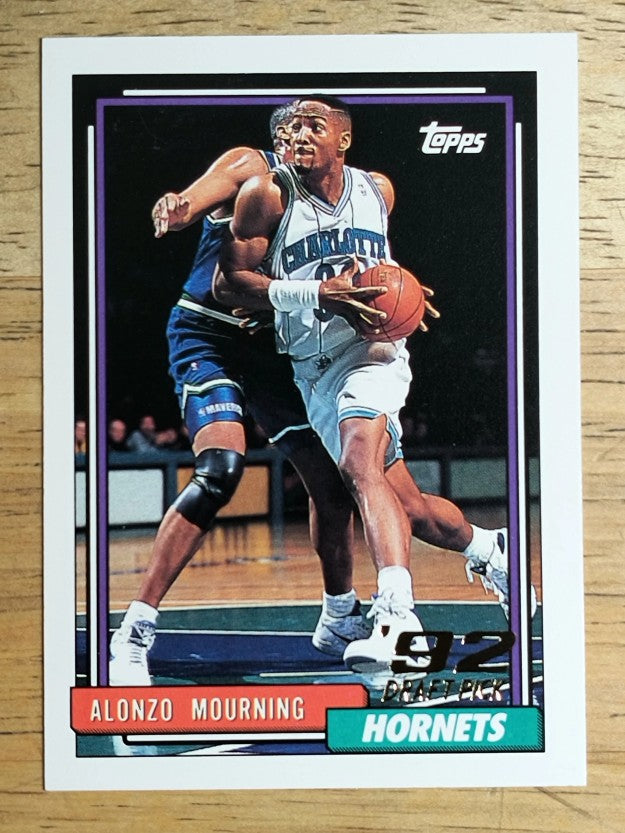 1992-93 Topps #393 Alonzo Mourning RC