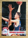 1993-94 Hoops #385 Shawn Bradley RC