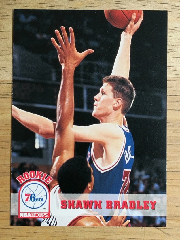 1993-94 Hoops #385 Shawn Bradley RC