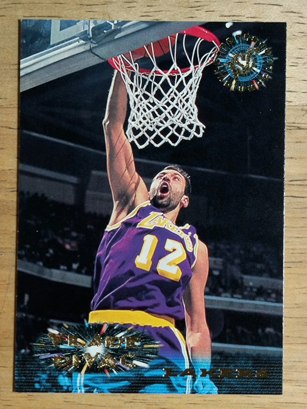 1995-96 Stadium Club #9 Vlade Divac