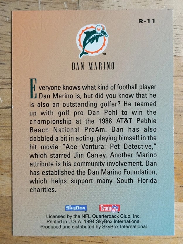 1994 SkyBox Premium Revolution #R11 Dan Marino