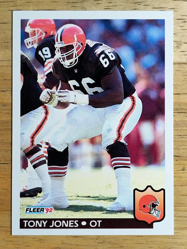 1992 Fleer #70 Tony Jones T