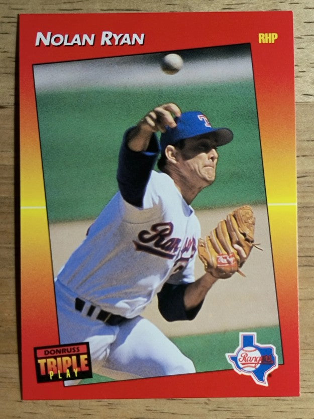1992 Triple Play #22 Nolan Ryan