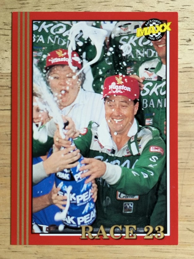 1992 Maxx Red #287 Harry Gant/Year in Review