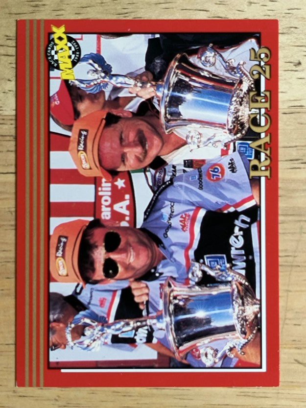 1992 Maxx Red #289 Dale Earnhardt/Richard Childress/Year in Review