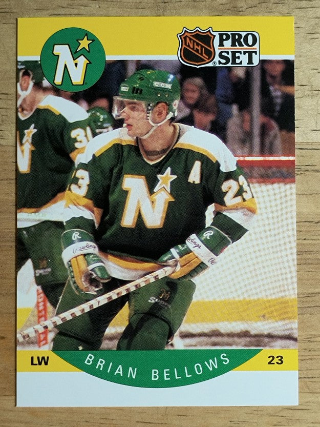 1990-91 Pro Set #130A Brian Bellows ERR/Back photo actually Dave Gagner