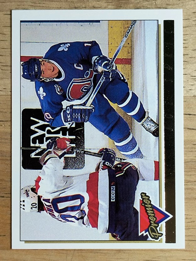 1993-94 Topps Premier Gold #10 Joe Sakic
