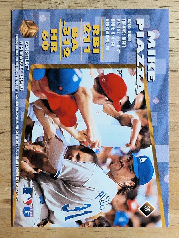 1995 UC3 #39 Mike Piazza