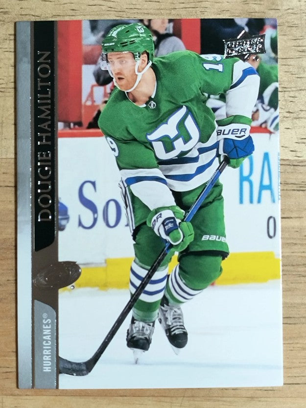 2020-21 Upper Deck #32 Dougie Hamilton