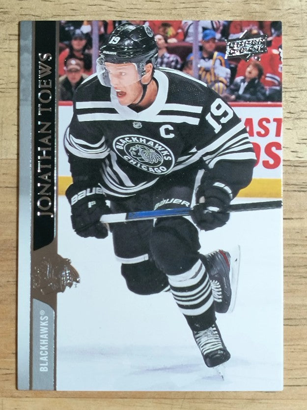 2020-21 Upper Deck #44 Jonathan Toews