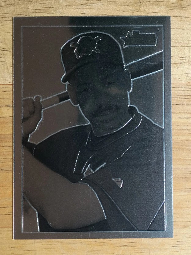 2001 Bowman Heritage Chrome #53 Derek Bell