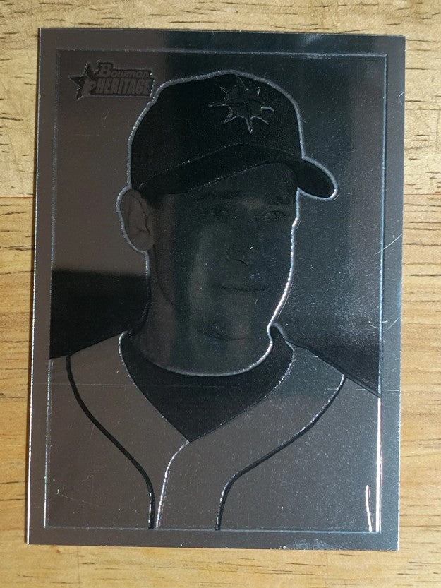 2001 Bowman Heritage Chrome #107 Bret Boone