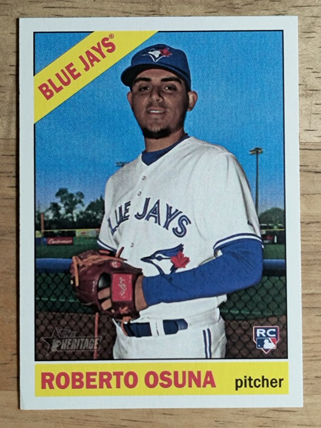 2015 Topps Heritage #591A Roberto Osuna RC