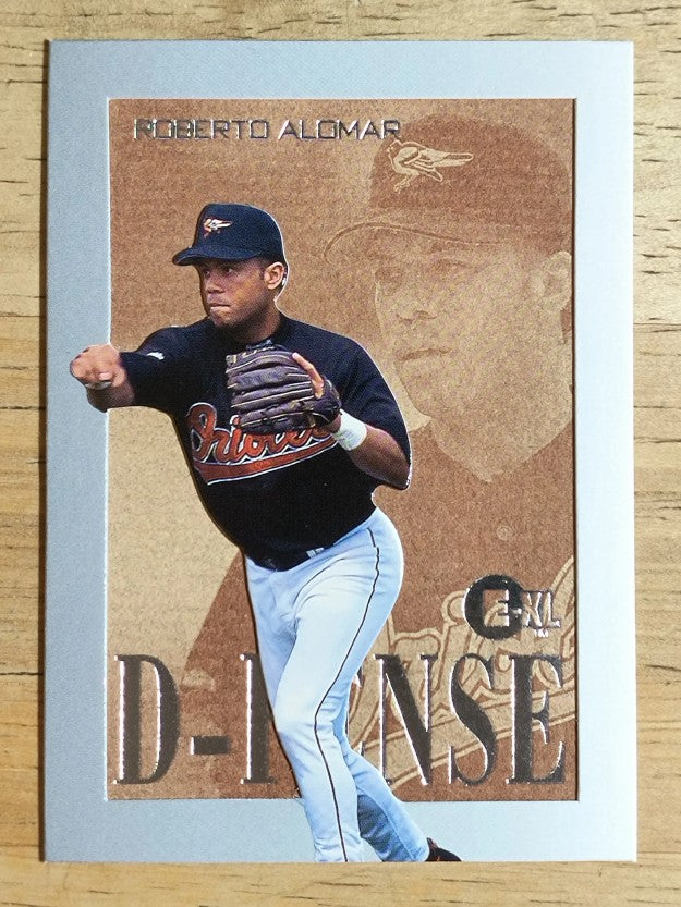 1996 Emotion-XL D-Fense #1 Roberto Alomar