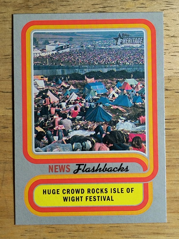 2019 Topps Heritage News Flashbacks #NF7 Isle of Wight Music Festival