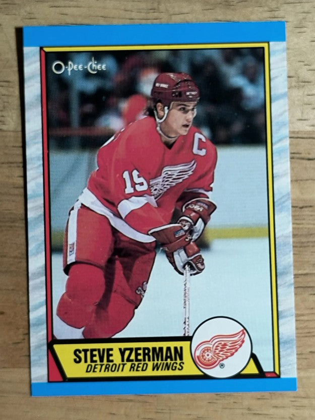 1989-90 O-Pee-Chee #83 Steve Yzerman