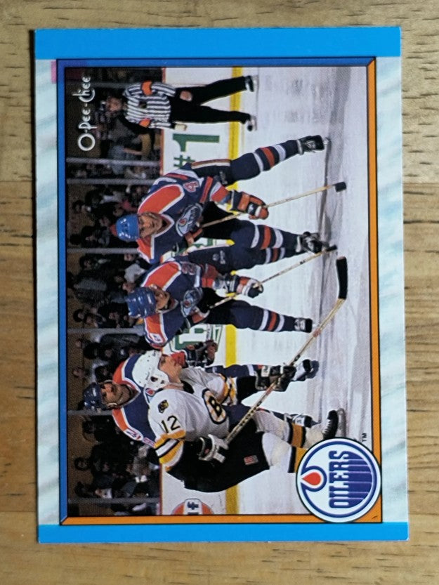 1989-90 O-Pee-Chee #303 Edmonton Oilers