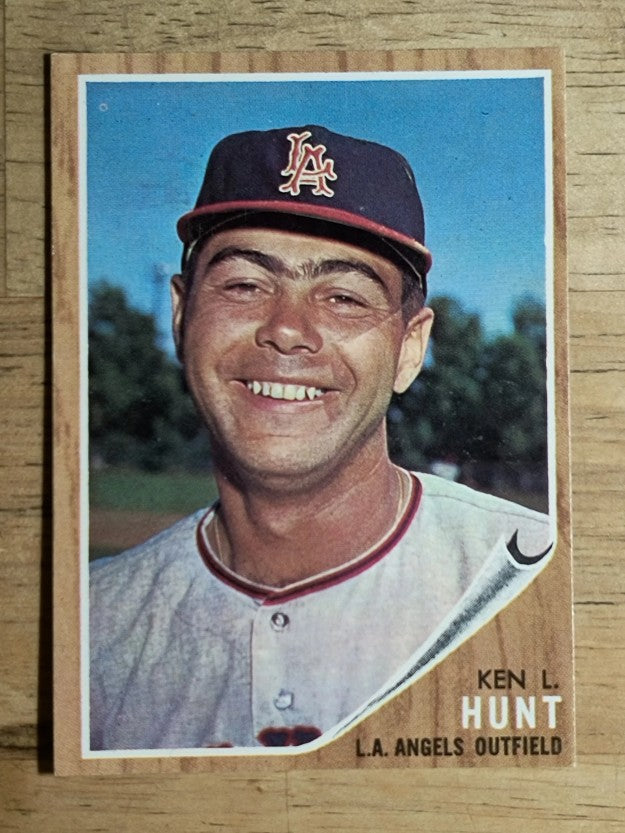 1962 Topps #68 Ken Hunt (EXMT)