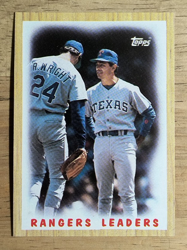 1987 Topps #656 Rangers Team/Bobby Valentine MG