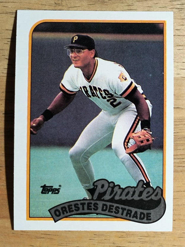 1989 Topps #27A Orestes Destrade/F* next to copyright RC