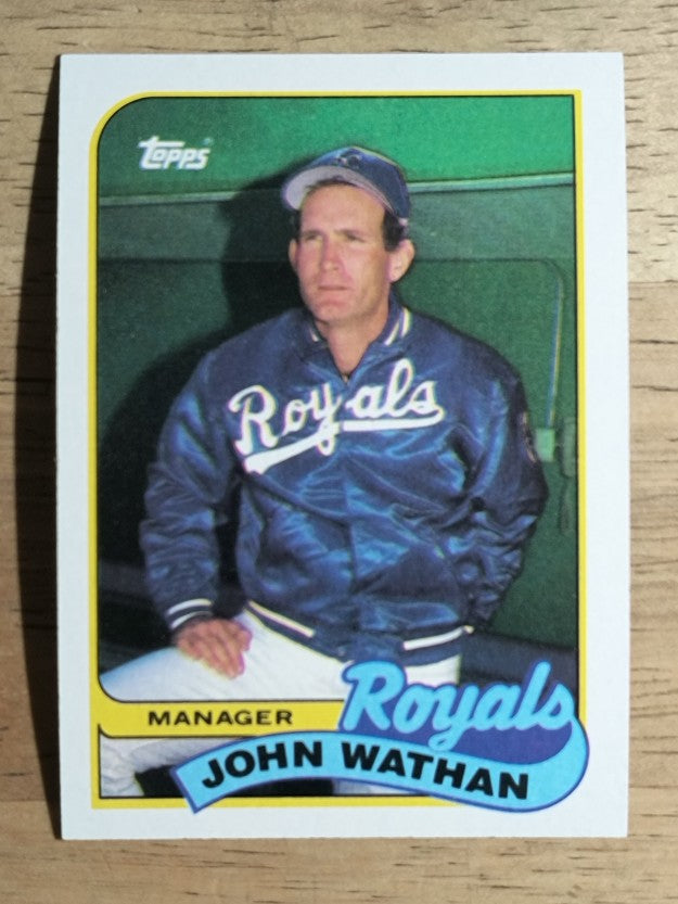 1989 Topps #374 John Wathan MG