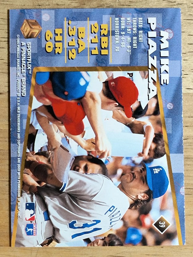 1995 UC3 #39 Mike Piazza