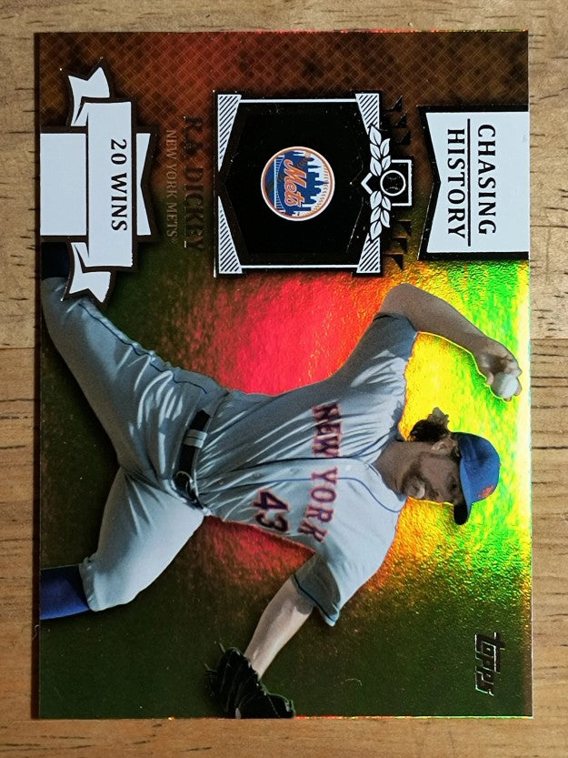 2013 Topps Chasing History Holofoil #CH17 R.A. Dickey