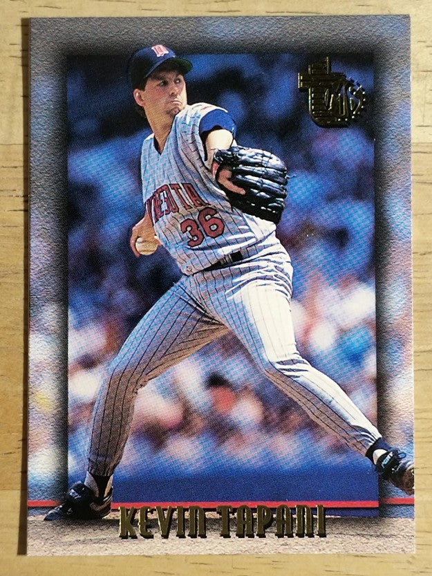 1995 Topps Embossed #81 Kevin Tapani