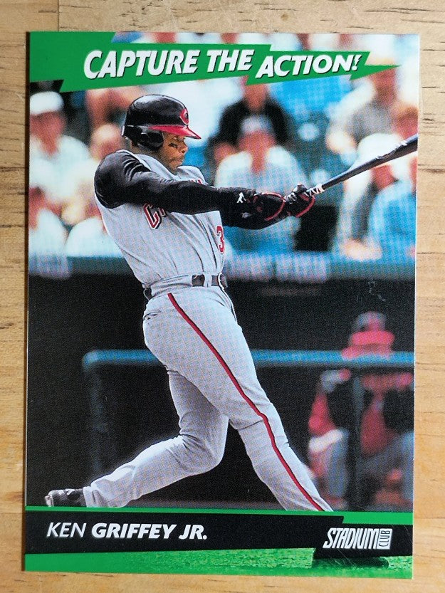 2001 Stadium Club Capture the Action #CA9 Ken Griffey Jr.