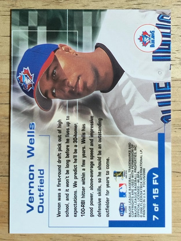 2000 Fleer Focus Future Vision #7 Vernon Wells