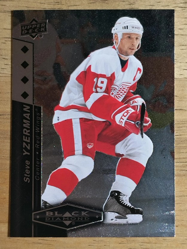 2010-11 Black Diamond #184 Steve Yzerman