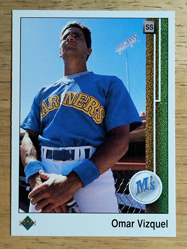 1989 Upper Deck #787 Omar Vizquel RC (EXMT)