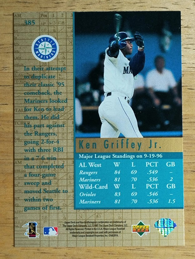 1997 Upper Deck #385A Ken Griffey Jr. CF