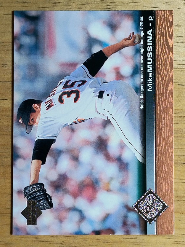 1997 Upper Deck #22 Mike Mussina