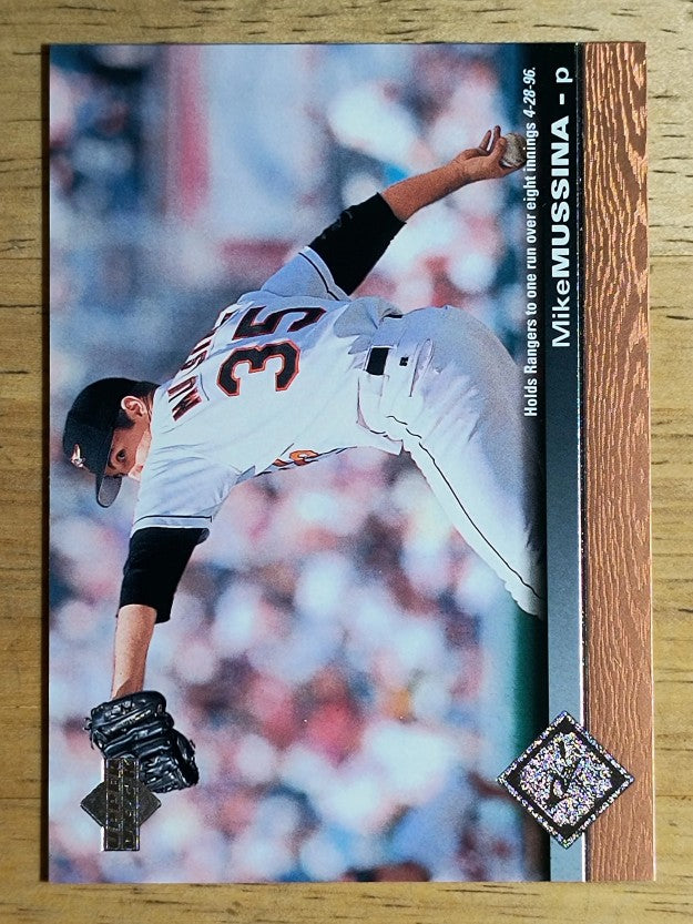 1997 Upper Deck #22 Mike Mussina