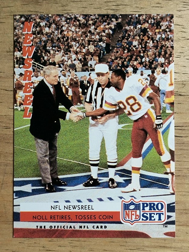 1992 Pro Set #346 Chuck Noll Retires/Tosses Coin NEWS