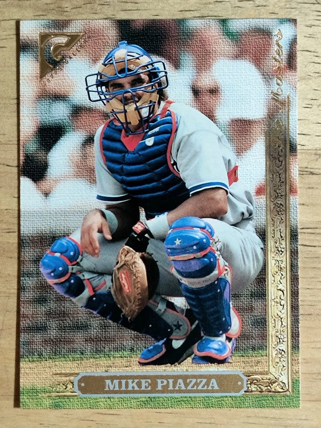 1996 Topps Gallery #166 Mike Piazza (NM)