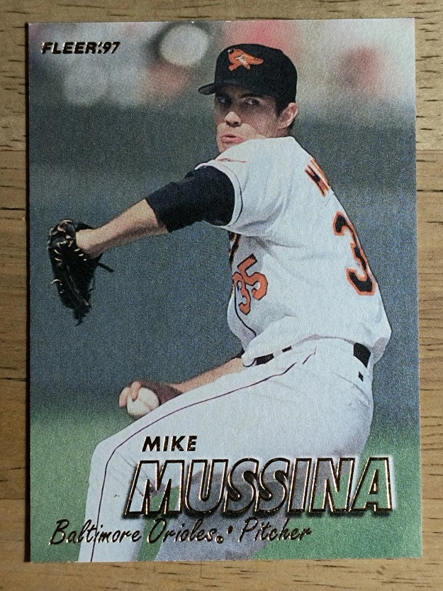 1997 Fleer #10 Mike Mussina