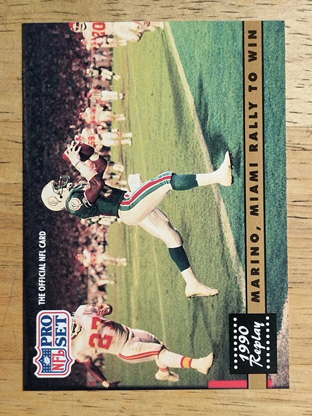 1991 Pro Set #340A Mark Clayton/TM symbol on Chiefs player's shoulder