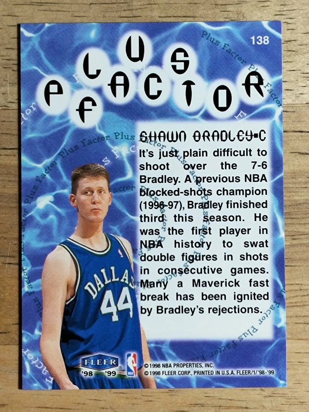 1998-99 Fleer Tradition #138 Shawn Bradley PF