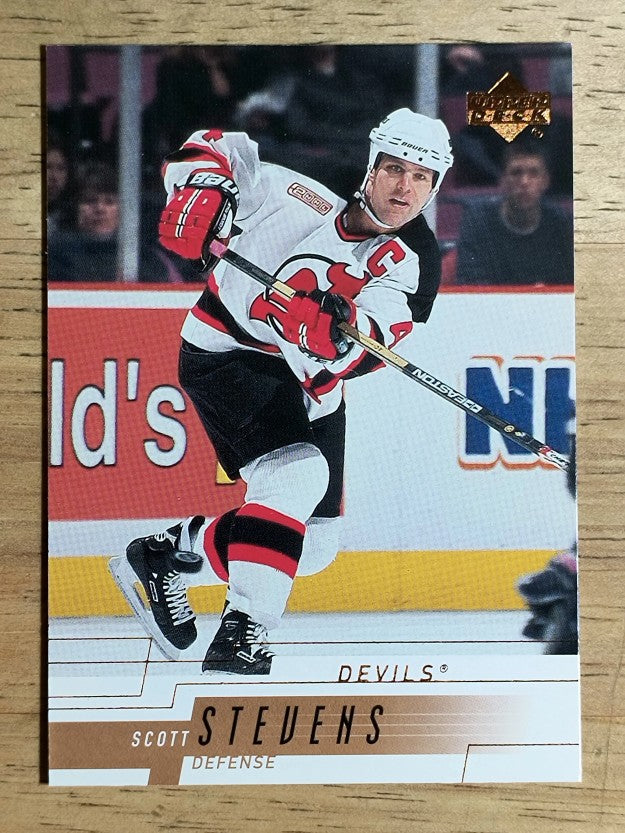 2000-01 Upper Deck #108 Scott Stevens