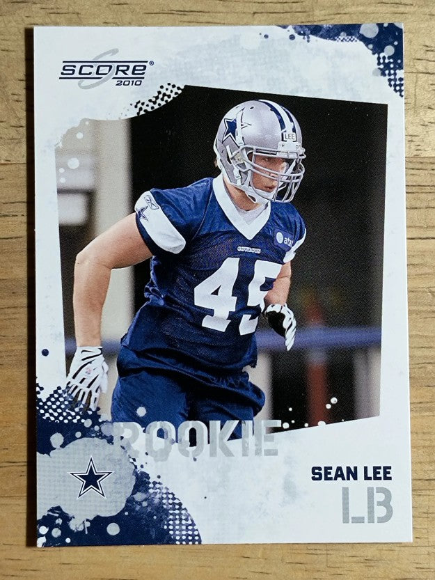 2010 Score #389 Sean Lee RC