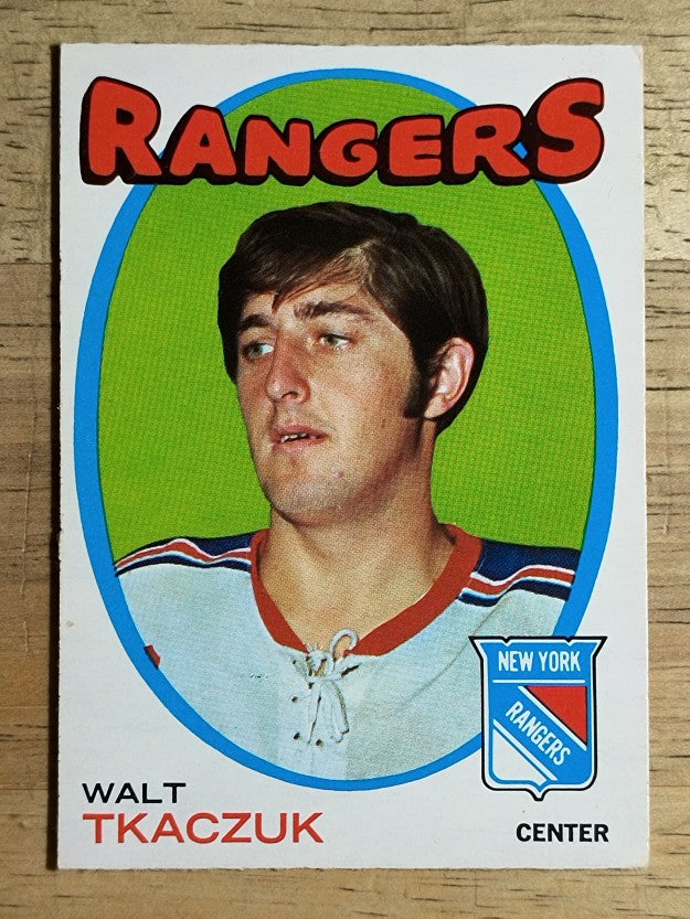 1971-72 O-Pee-Chee #75 Walt Tkaczuk (EXMT)