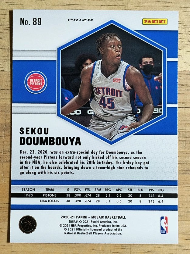 2020-21 Panini Mosaic Mosaic Camo Pink #89 Sekou Doumbouya