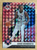 2020-21 Panini Mosaic Mosaic Camo Pink #89 Sekou Doumbouya