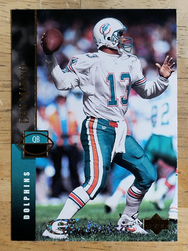 1994 Upper Deck Electric Silver #136 Dan Marino
