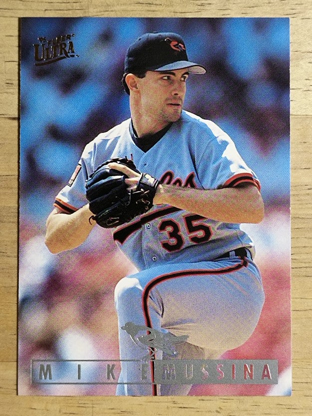1995 Ultra #6 Mike Mussina